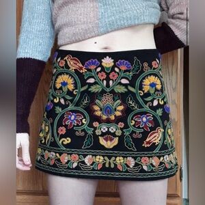 Zara Black Mini Skirt with Colorful Embroidery XS